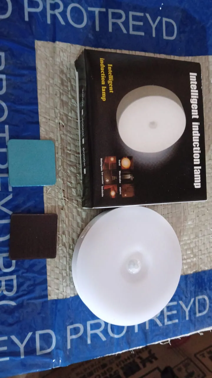 8 LED Night Lights With USB Charging & Double-Sided Adhesive Pads(1 Pc)