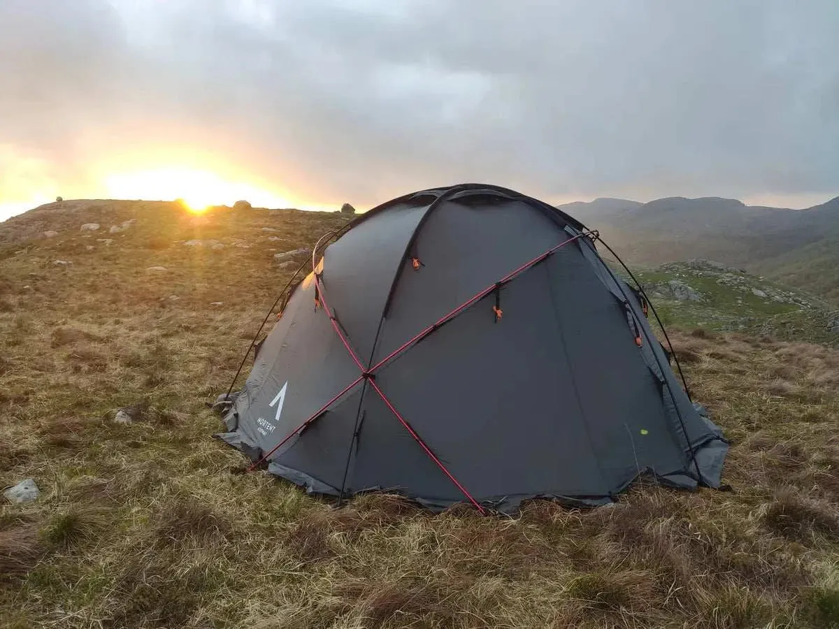 NORTENT Gamme 4 Person 4 Season Expedition Tent